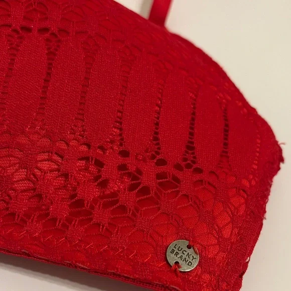 Red Lace Wireless Bra - Intimates - 36C - Picture 2 of 4